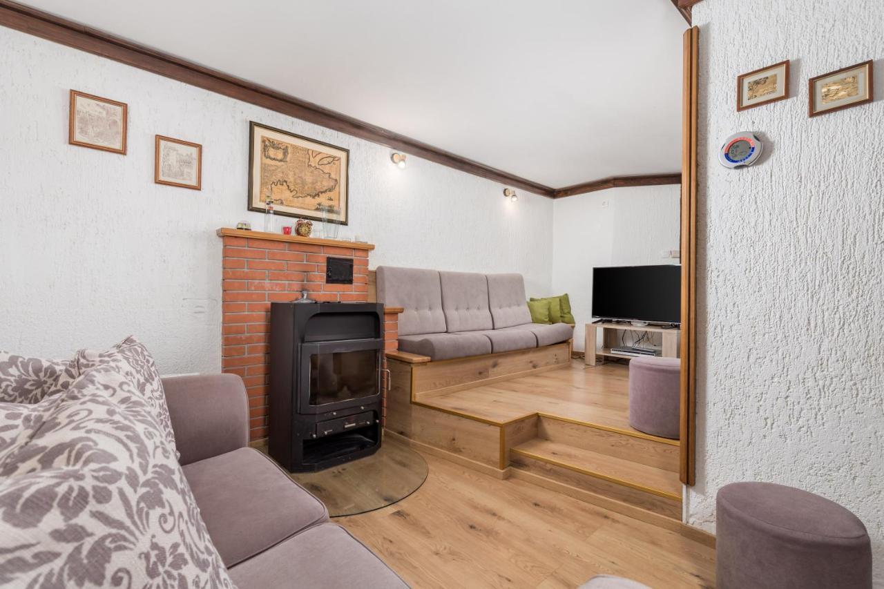 Mošćenička Draga House Obrsヴィラ エクステリア 写真