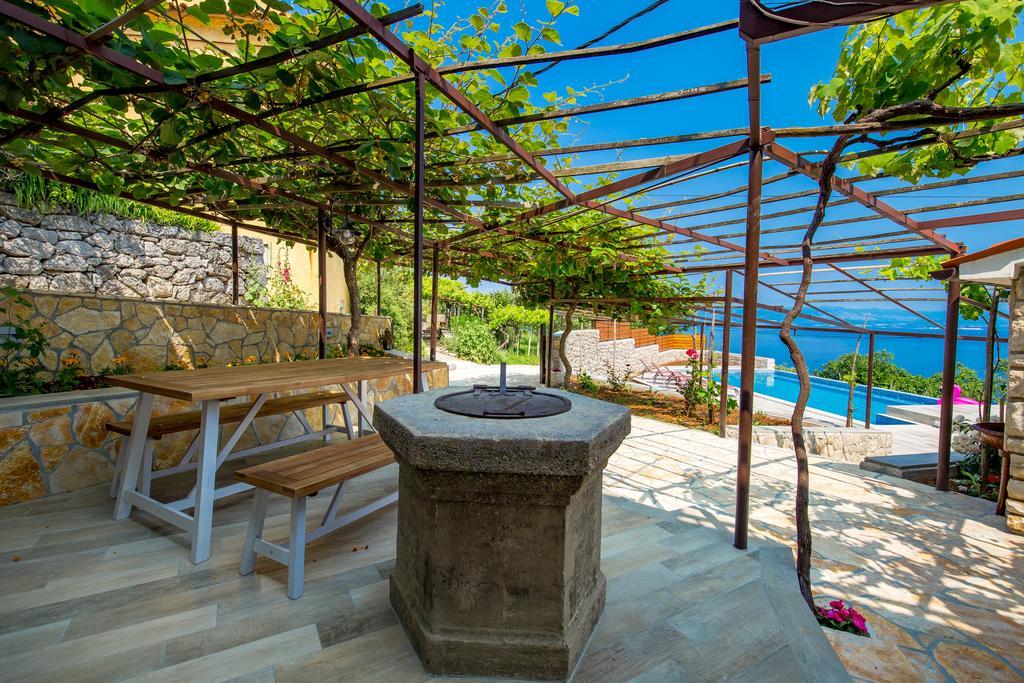 Mošćenička Draga House Obrsヴィラ エクステリア 写真