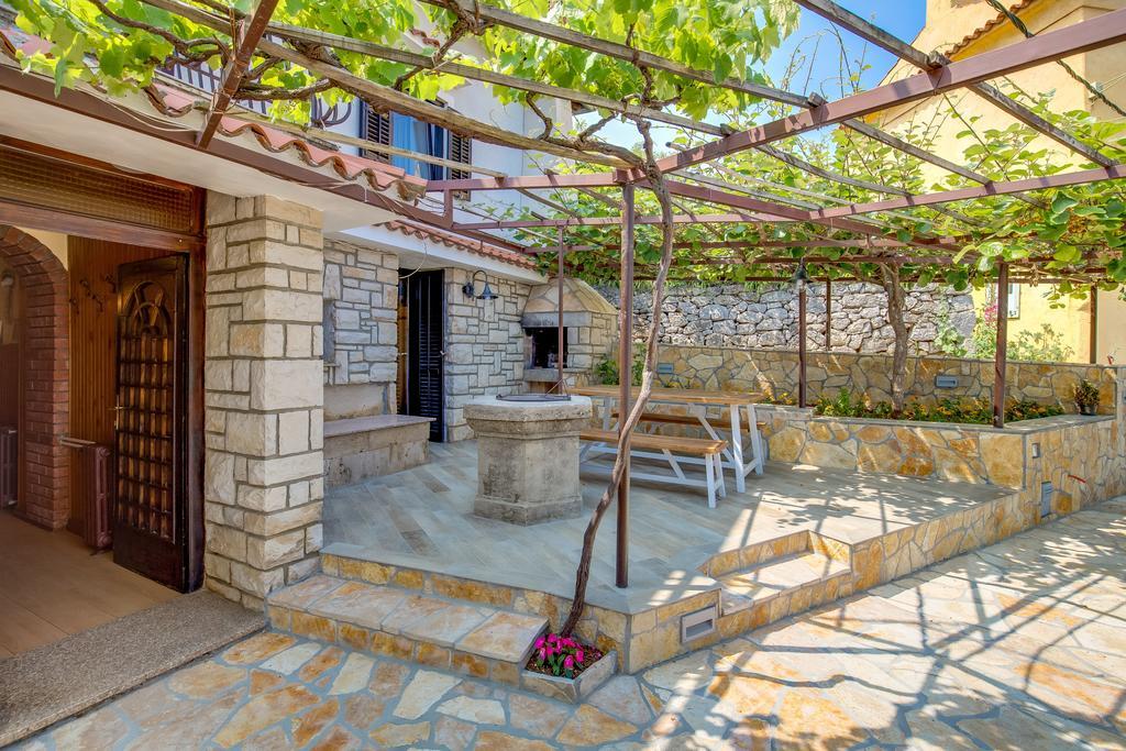 Mošćenička Draga House Obrsヴィラ エクステリア 写真